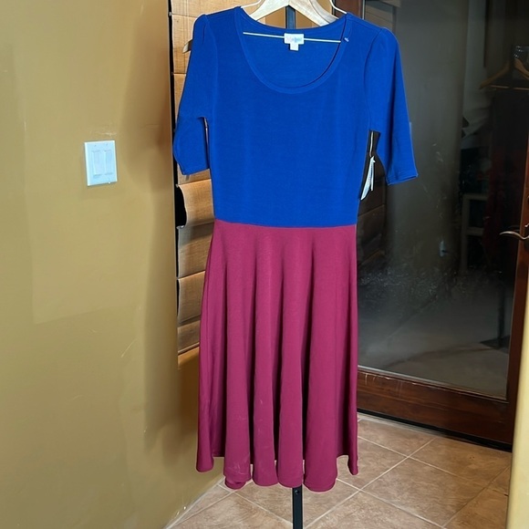 LuLaRoe Dresses & Skirts - LuLaRoe Nicole Fit Flare Navy Maroon Dress Size Small NWT